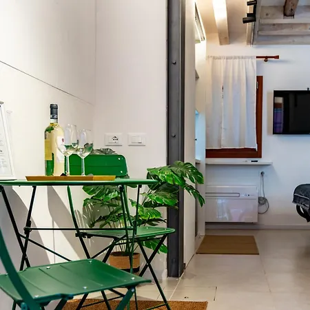 Recreate - Biennale Apartment Venice